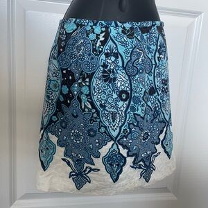 Ann Taylor Blue and White Patterned A-Line Skirt